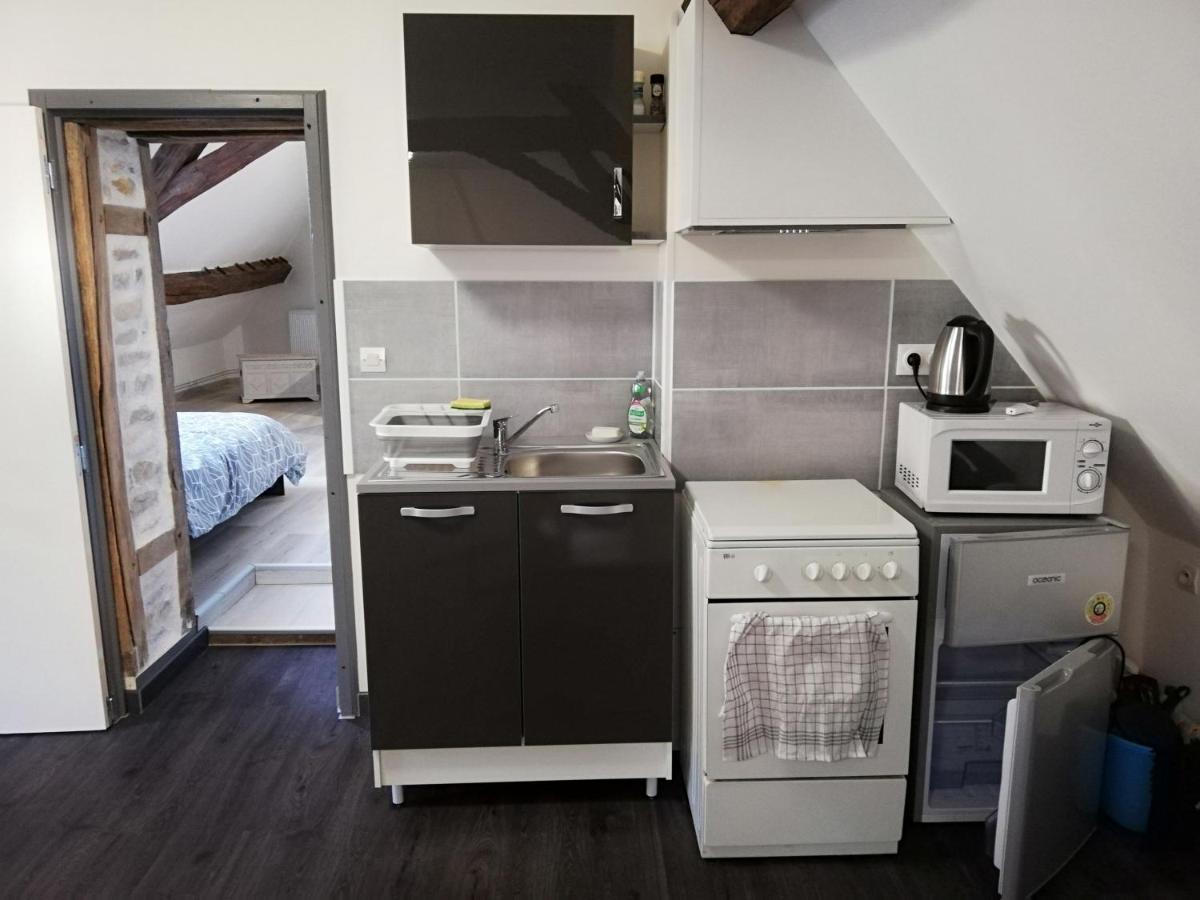 Appartement Au Pied Du Circuit De 마그니컬스 외부 사진
