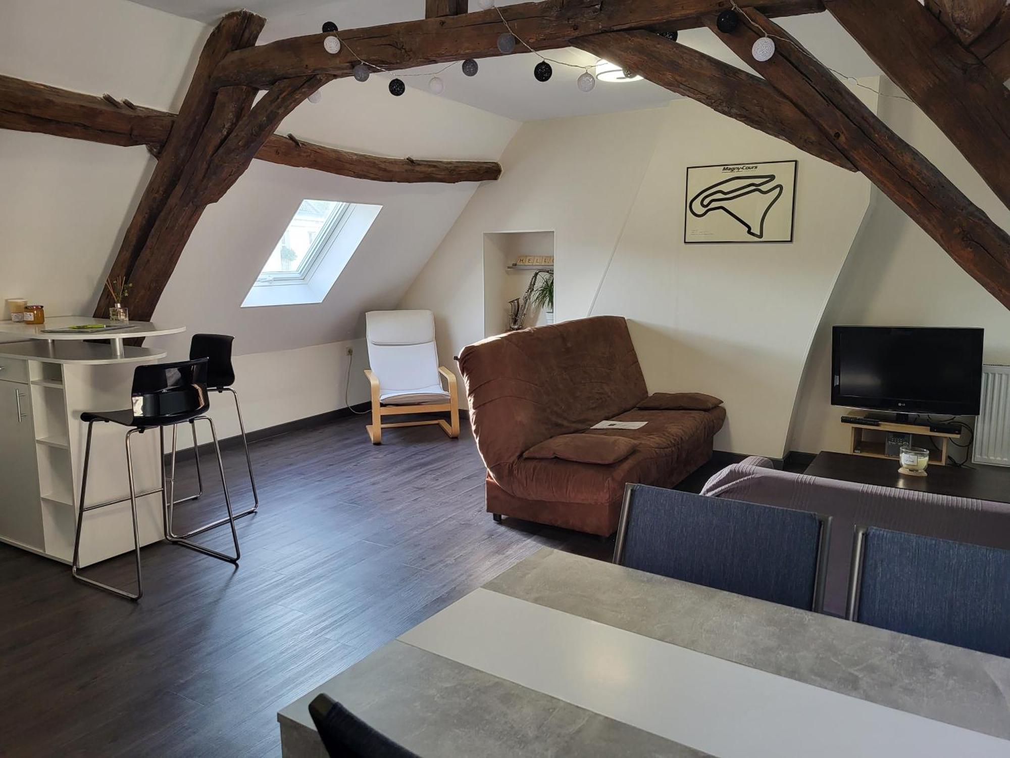 Appartement Au Pied Du Circuit De 마그니컬스 외부 사진